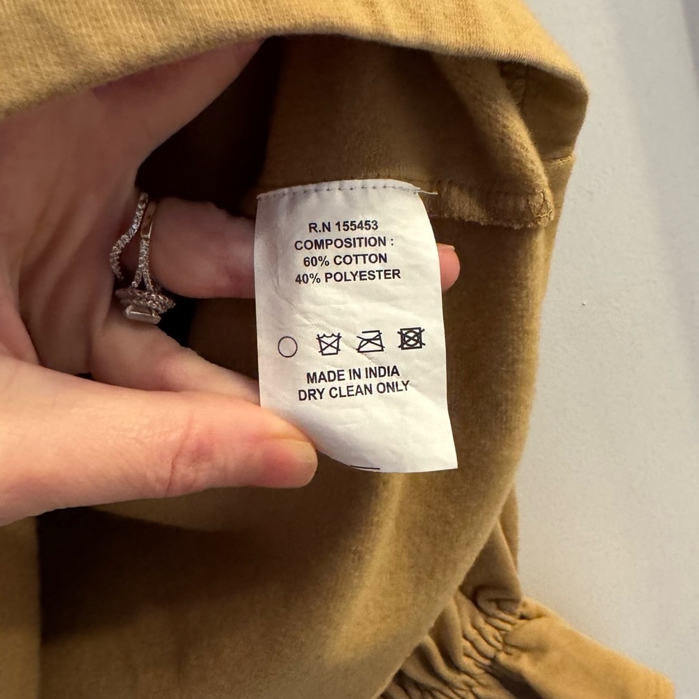 Elizabeth Wilson Design Mary Louise Sweatshirt Medium Camel Brown - Picture 3 of 9